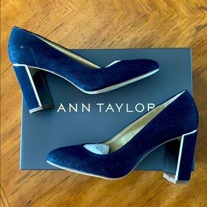 Women’s Ann Taylor Blocked Heeled Pumps